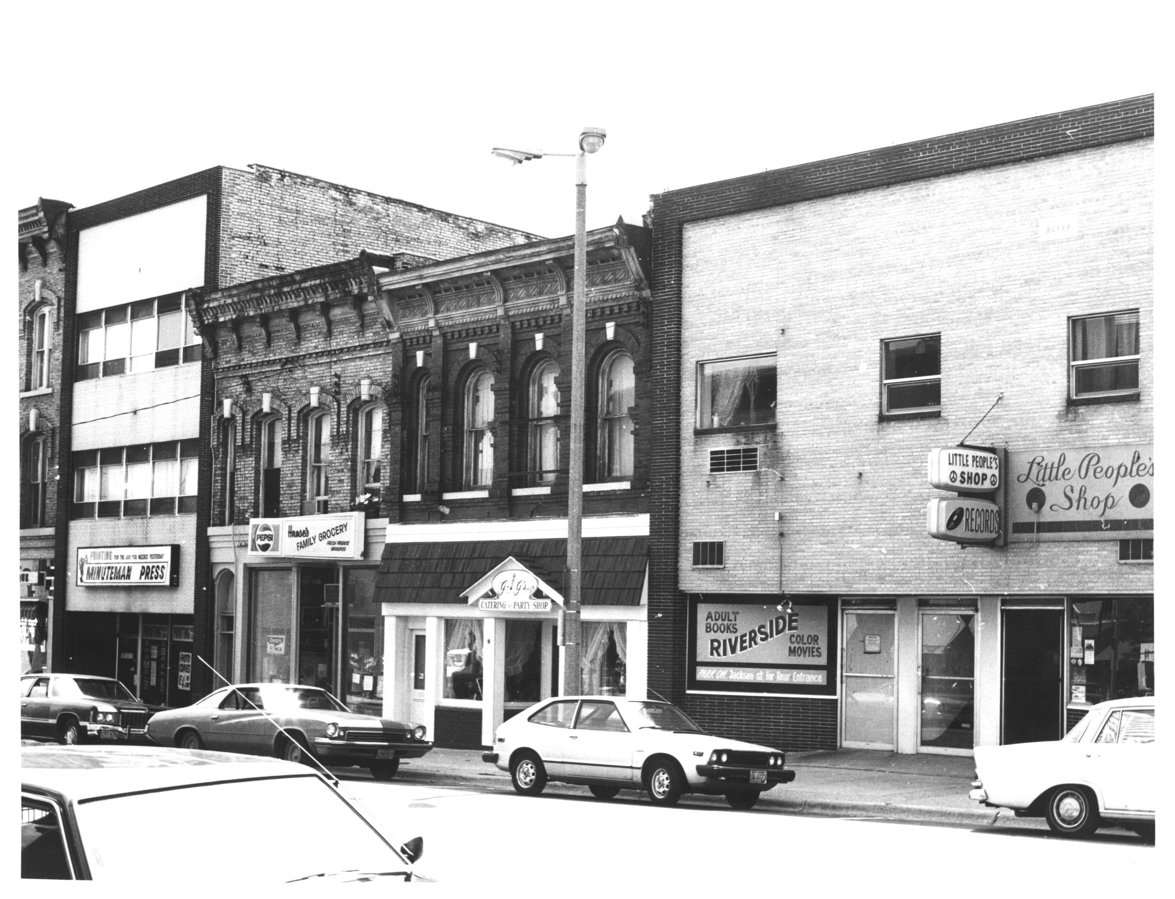 Milwaukee Street, West - UWDC - UW-Madison Libraries