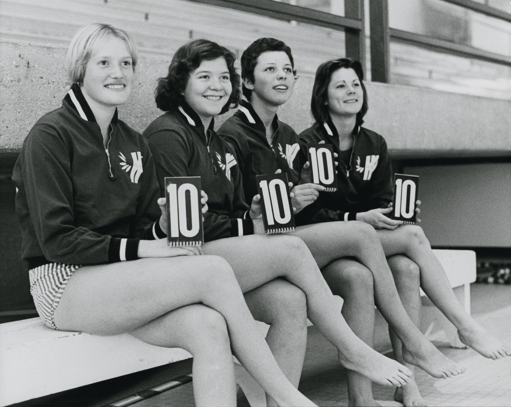 UW-Parkside women's swim team