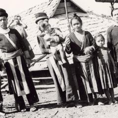 A White Hmong family of seven in Houa Khong Province