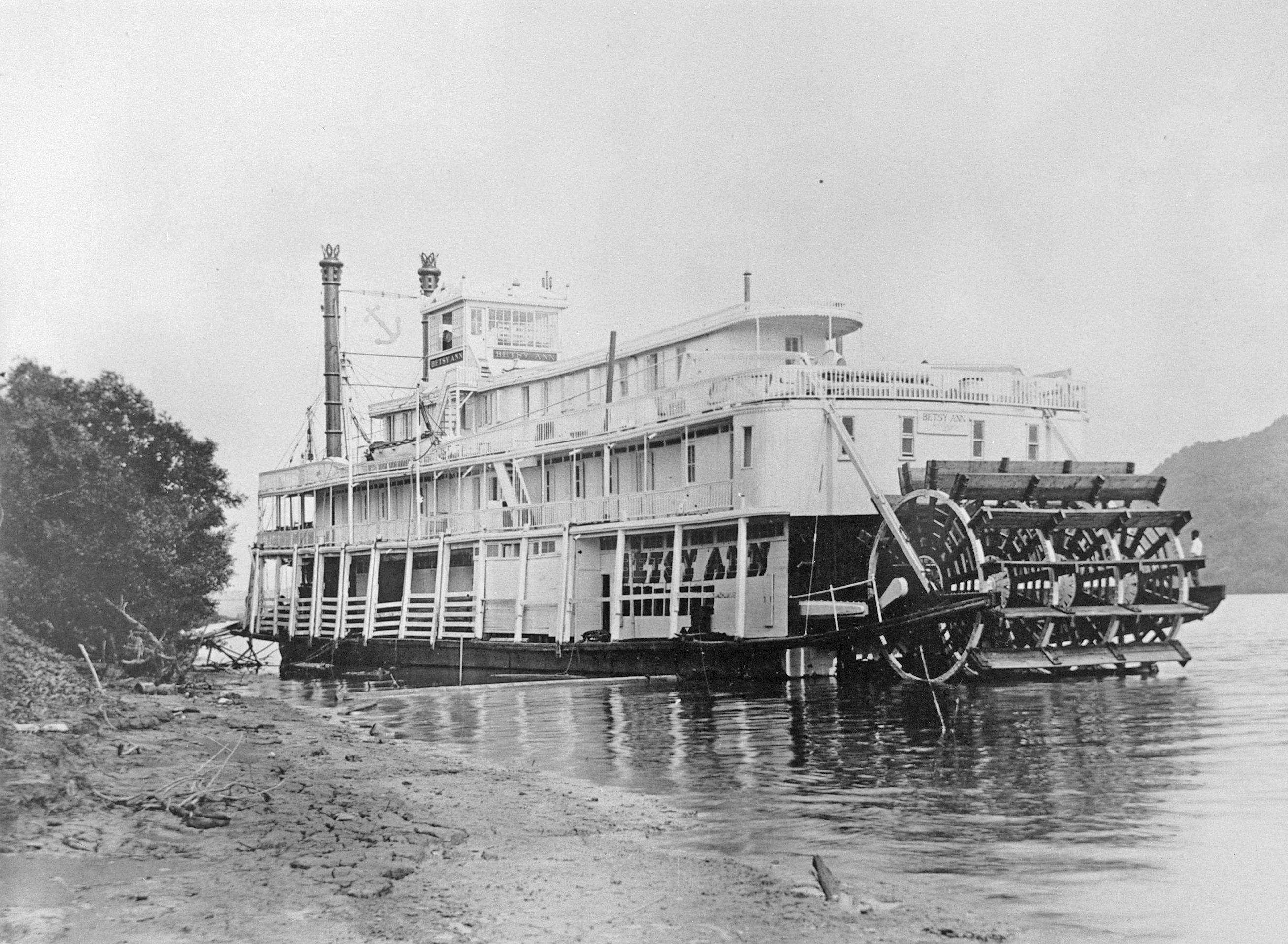 ‎Betsy Ann (Packet/Towboat/Excursion Boat, 1899-1940) - UWDC - UW ...