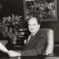 Former Dean Robert Thompson at his desk