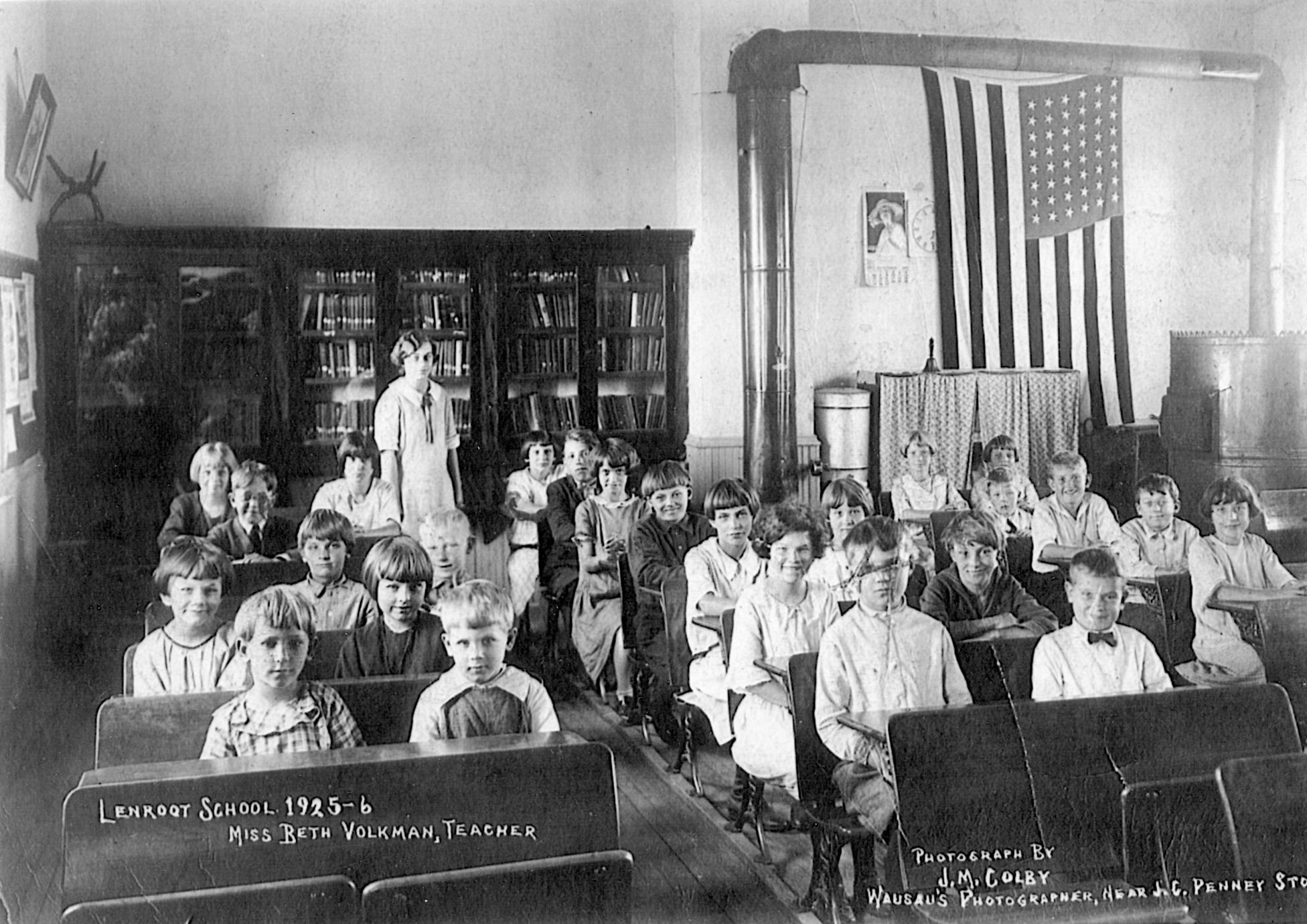 ‎Lenroot SchoolTown of Texas, Marathon County, WI (1 of 2) UWDC UW