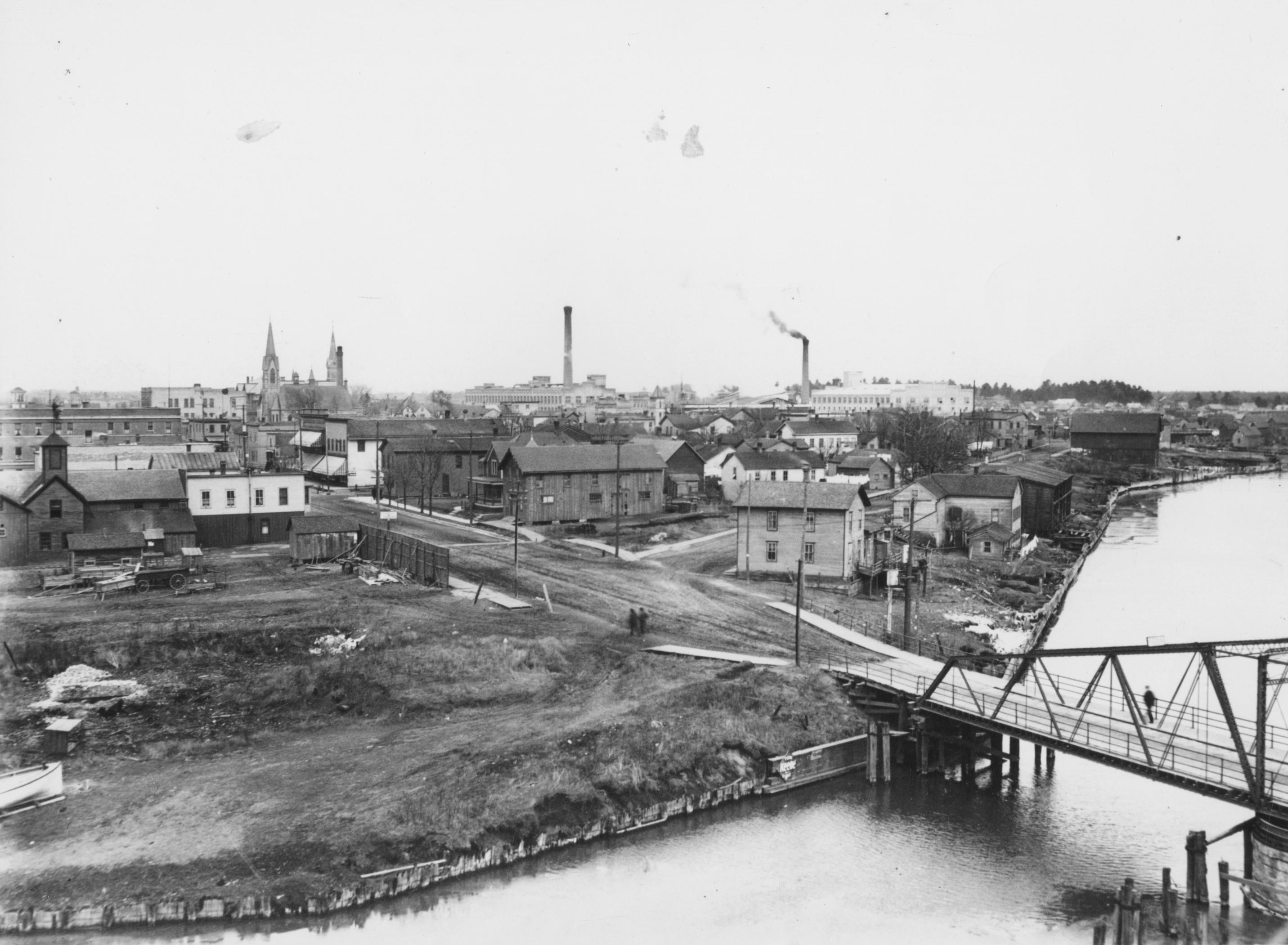 Two Rivers lighthouse - UWDC - UW-Madison Libraries