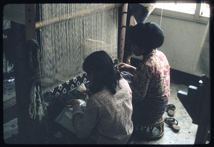 Lao craft center-weaving