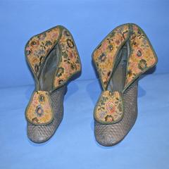 Satiny blue quilted slippers