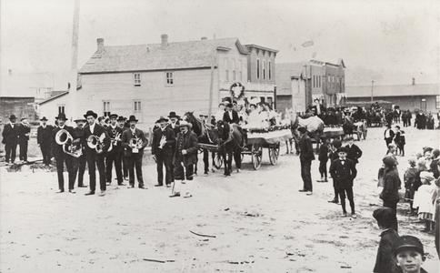 Bohemian-American parade with brass band