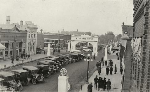 Downtown New Richmond, 1918 Welcome Home celebration