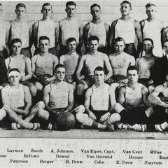 1912-1913 UW basketball team
