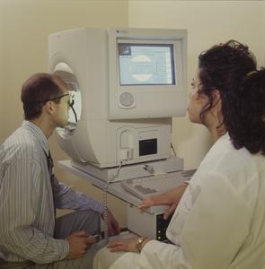 Ophthalmology retinal scanner