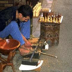 Making Chessman with Hand Lathe in Marrakech Medina