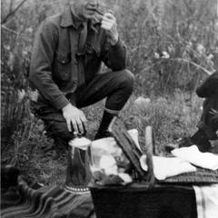 Aldo Leopold at picnic