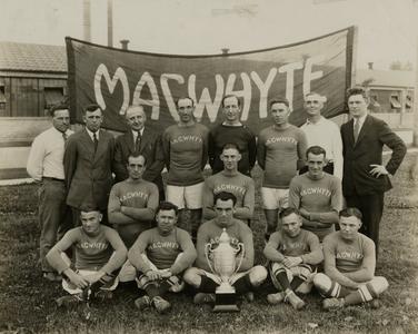 MacWhyte soccer team