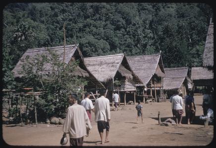 Phetsarath trip : village of Ban Som