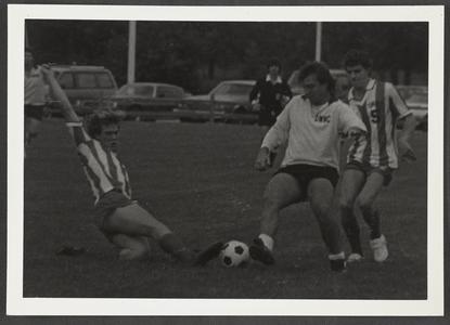 UW-Washington County soccer player contesting for the ball