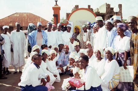 Oba Oladele Olashore with others outside the palace
