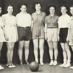 Women's basketball honor team, 1938