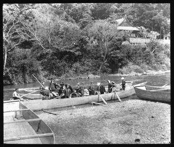 Boat ready to take us down R.