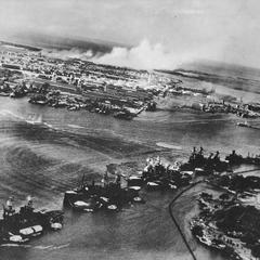 Japan attacks Pearl Harbor, 7 December 1941