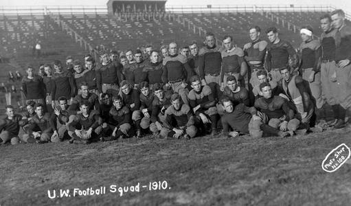 1910 football team