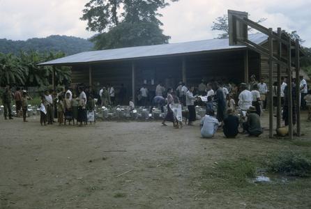 Refugees awaiting food distribution