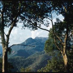 Mountains near Muang Kasy