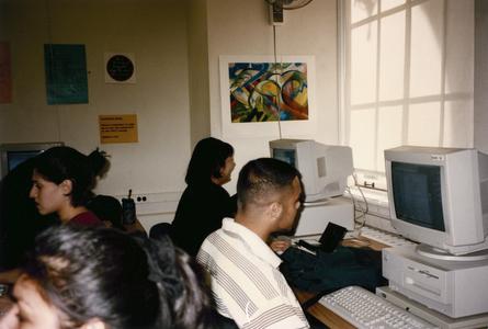 Students in computer lab in 1996