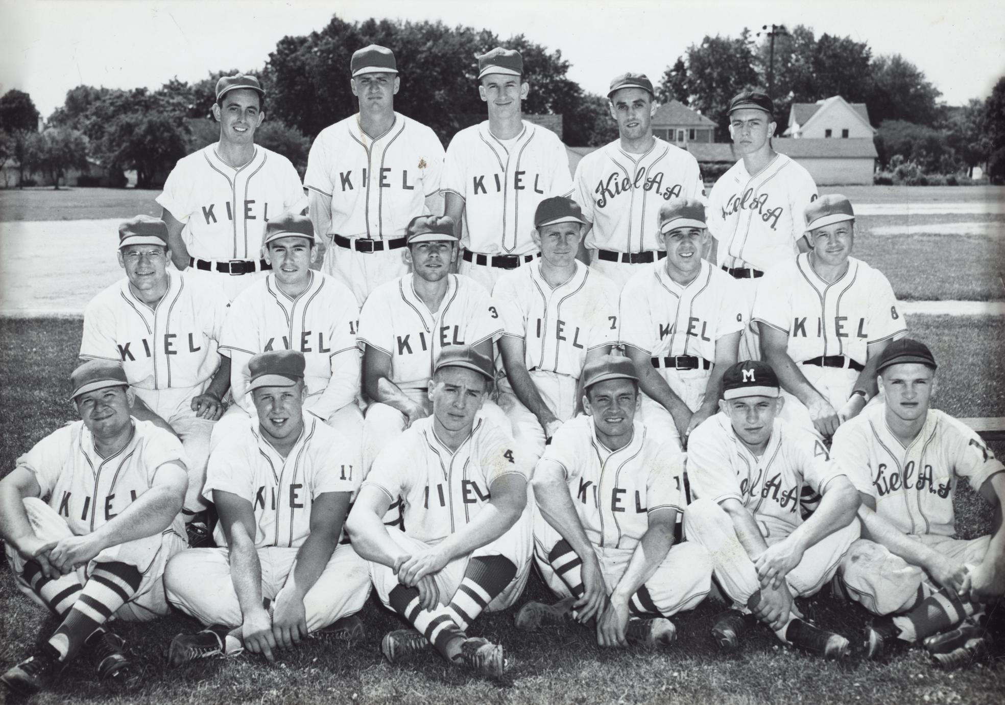 1964 baseball team - UWDC - UW-Madison Libraries