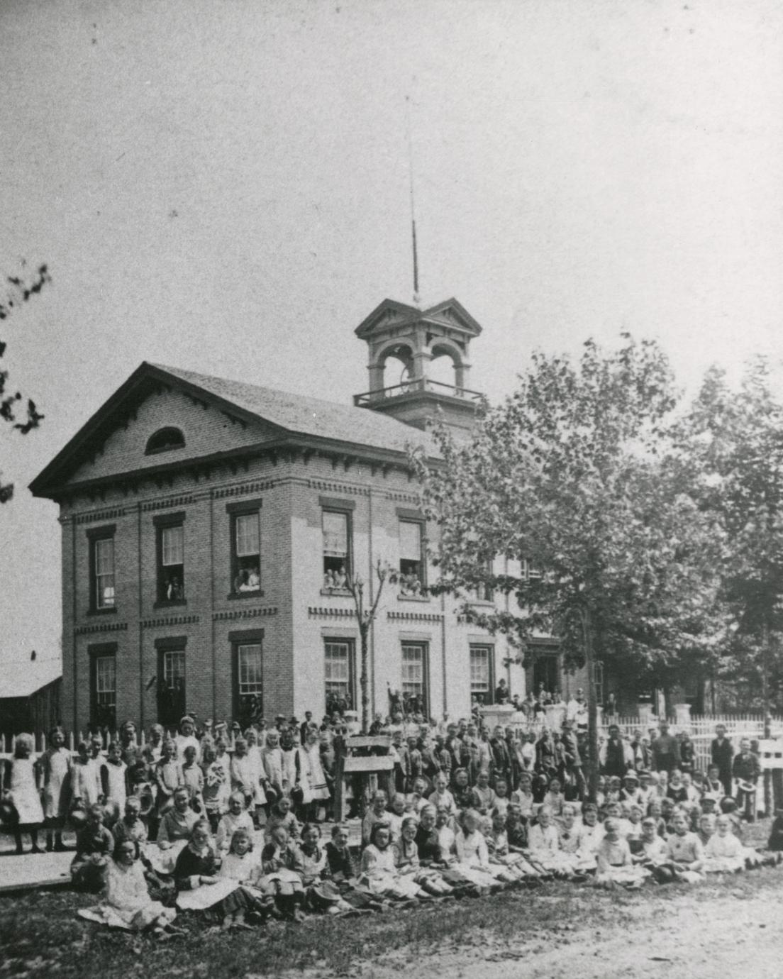 ‎Menasha High School UWDC UWMadison Libraries