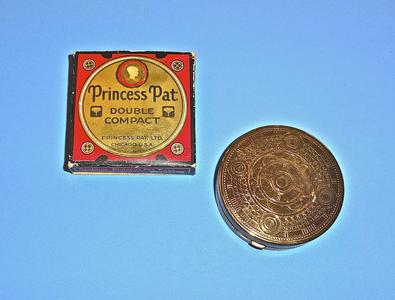 Princess Pat double compact