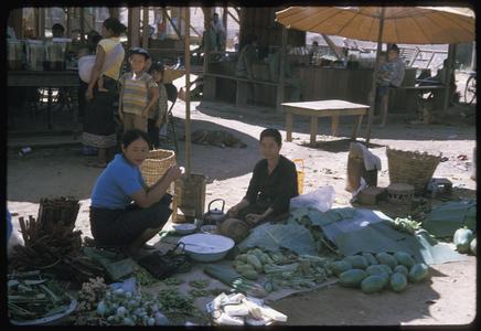 Vangviang : vegetable sellers