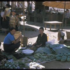 Vangviang : vegetable sellers