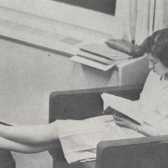 Girl reading, University of Wisconsin--Marshfield/Wood County