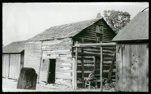 Log cabin of Joseph Toelle