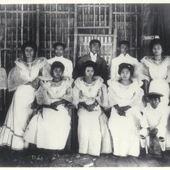 Group of Visayans, Iloilo, early 1900s