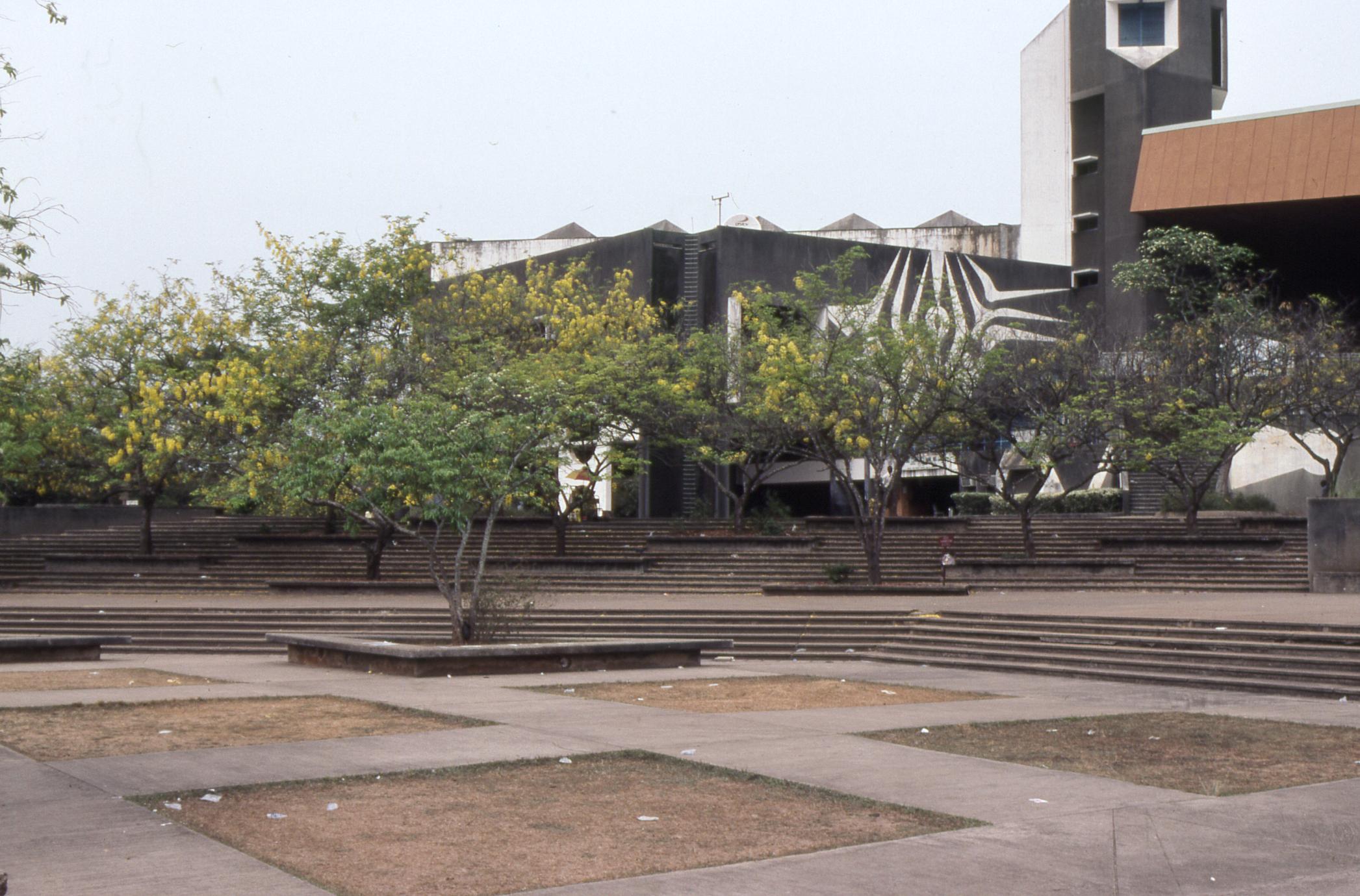 Obafemi Awolowo University campus trees