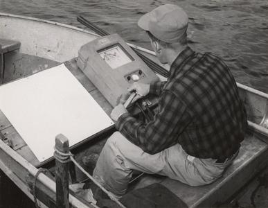 Electronic fish finder
