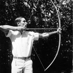Starker Leopold with bow and arrow