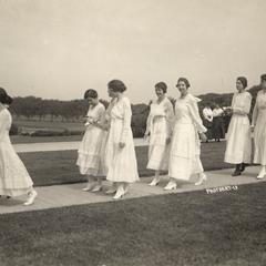 1918 graduation ceremonies