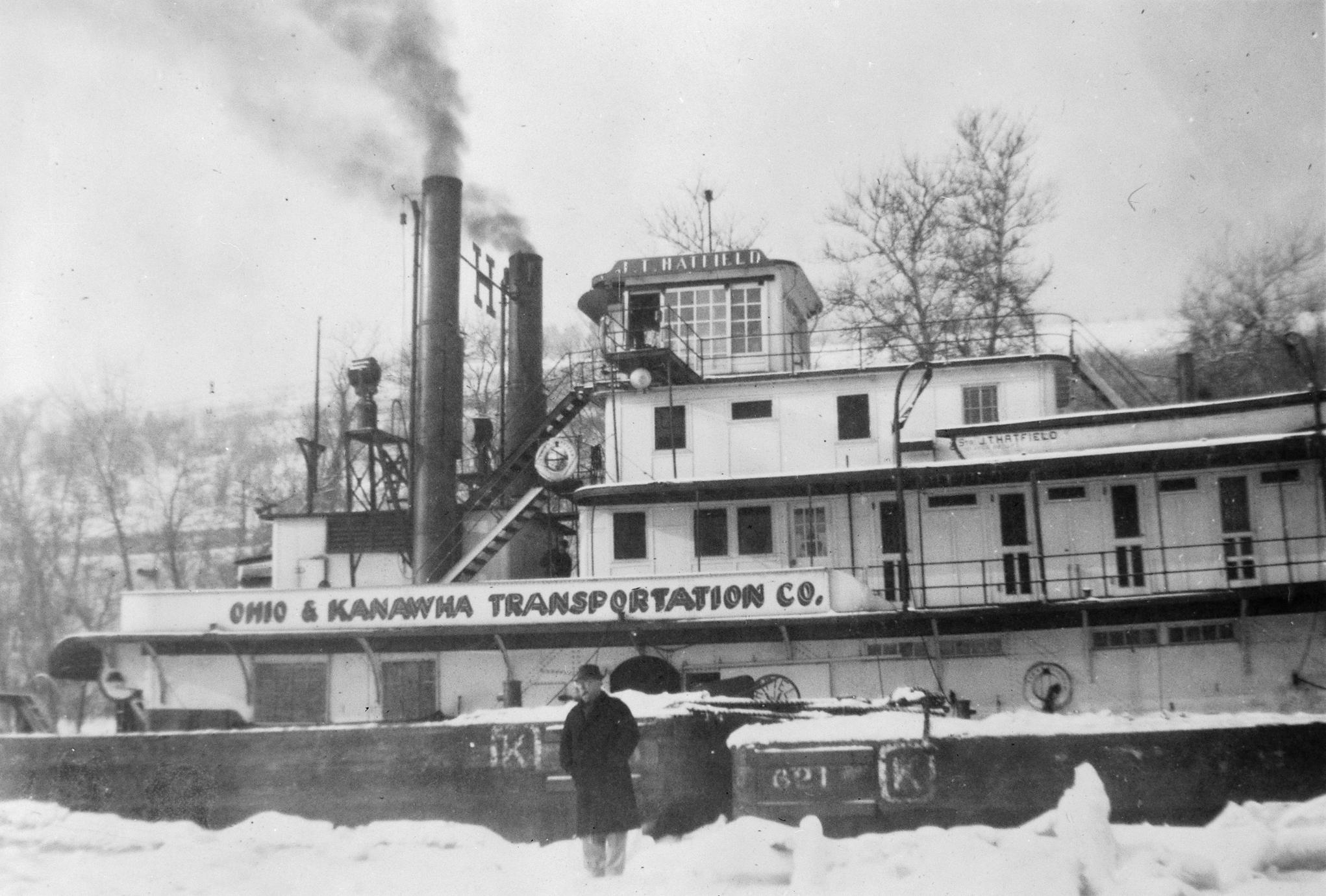 ‎J. T. Hatfield (Towboat, 1945-1957) - UWDC - UW-Madison Libraries