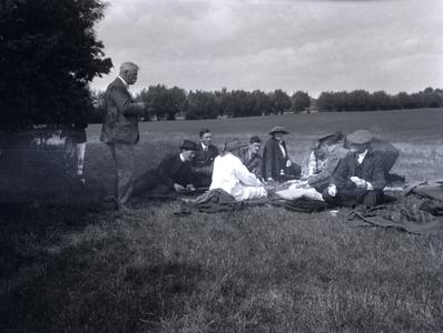 Astronomers on a picnic