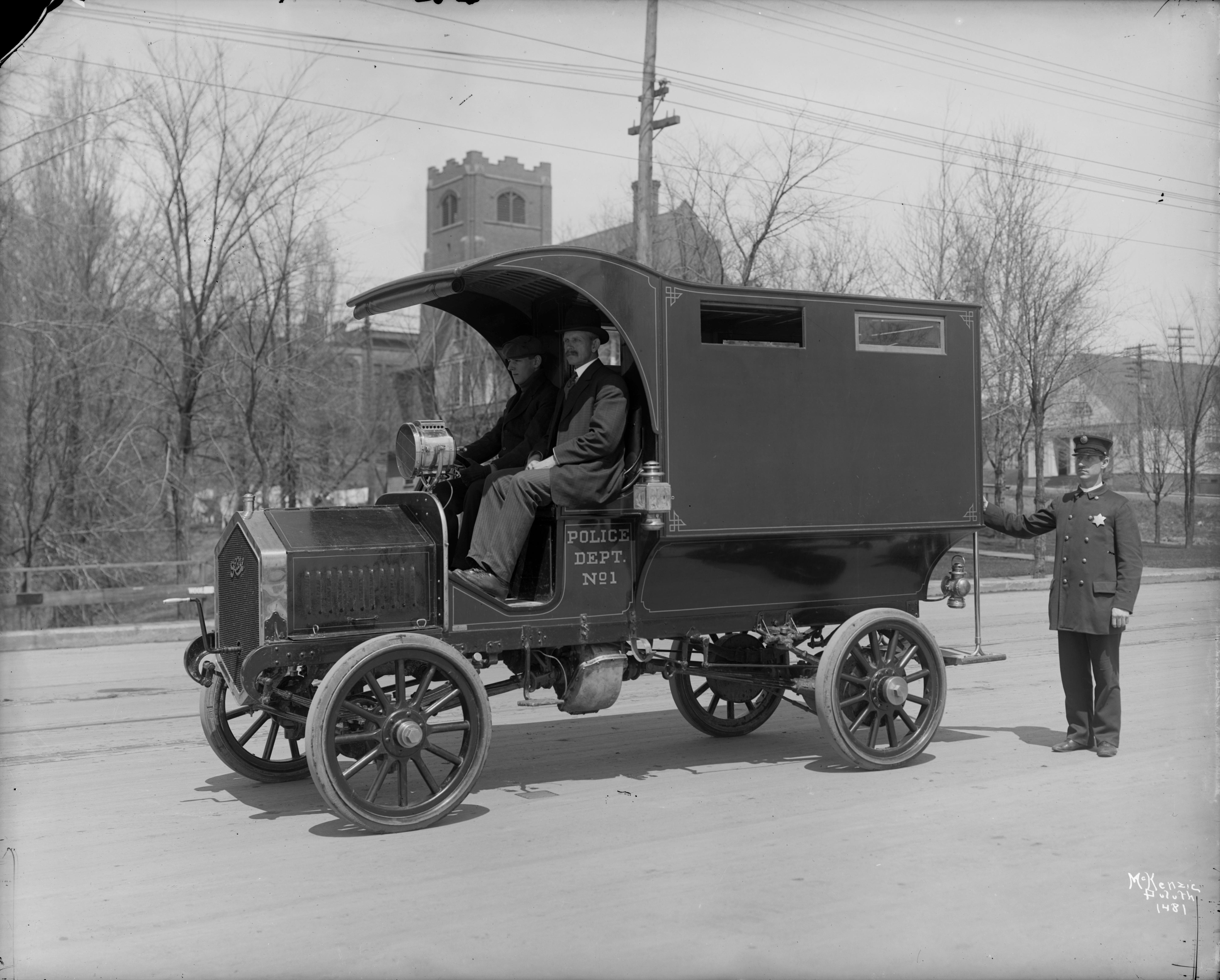 Steamer City of Cleveland III, D and C Navigation Co. - UWDC - UW-Madison  Libraries