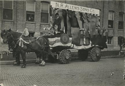 Allen Tannery parade float