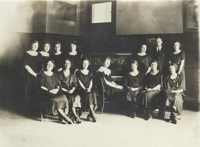 Chorus, 1922-1923