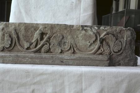 NG249, Decorative Relief