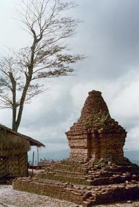 Buddhist stupa at Chommok in Houa Khong Province