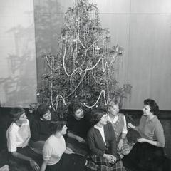 Singing under the Christmas tree
