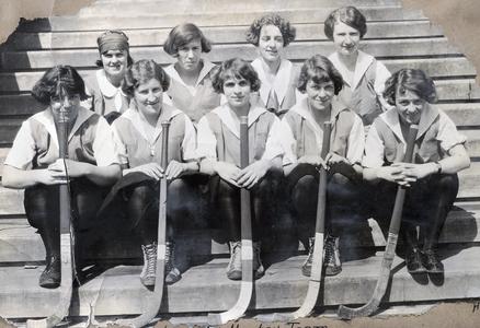 Women's varsity hockey team