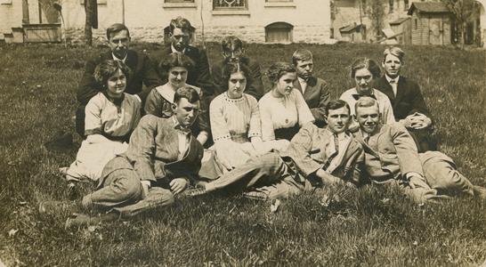 A group of young people from the Congregational Church. Rochester, Wisconsin