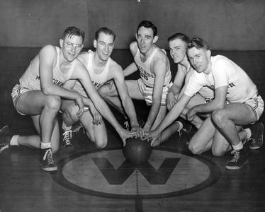 Men's 1943-44 Basketball team