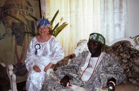 Trager and Oba Oladele Olashore at his palace